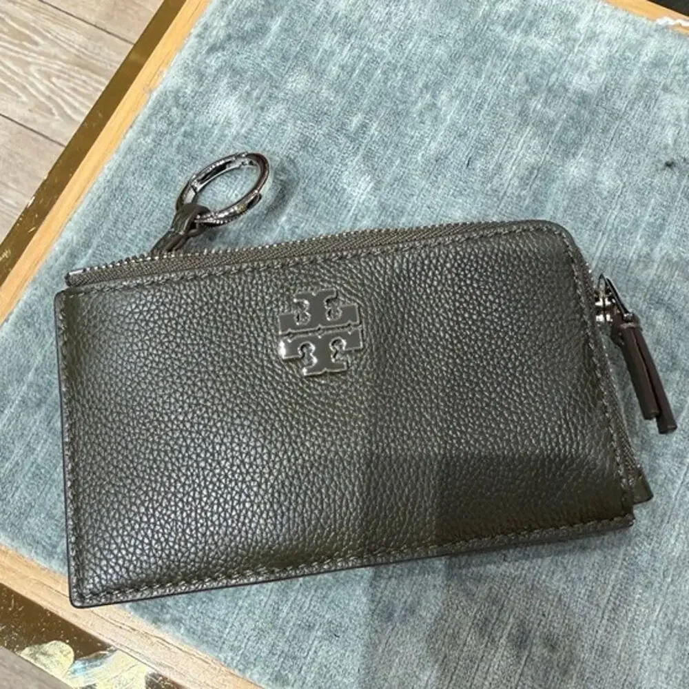 New‼️Tory Burch Britten Zip Card Case 175815 Olive $150